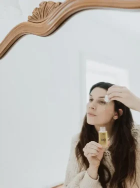 Aceite para el rostro y el vientre de Mother Mother