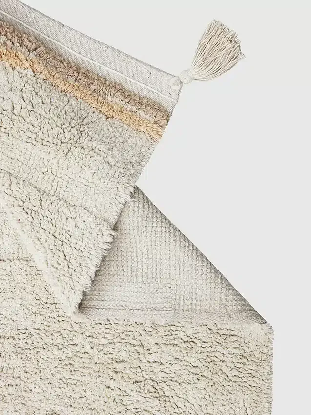 Alfombra «Bloom» pequeña y lavable de Lorena Canals