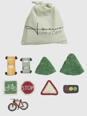 Alfombra de juegos lavable mediana «Ecocity» de Lorena Canals