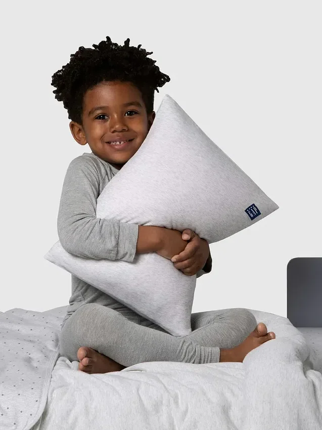 Almohada de espuma viscoelástica para niños pequeños babyGap con 2 fundas refrescantes