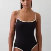 Bañador de cuello redondo