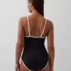 Bañador de cuello redondo