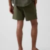 Bañador holgado de 6"