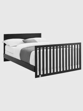 Barandillas de babyGap para convertir la cuna en cama