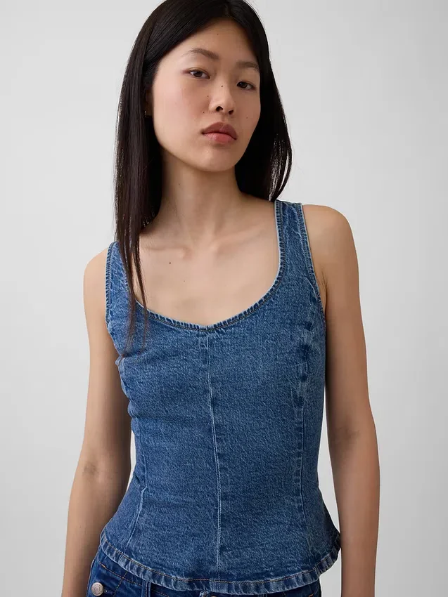 Blusa ajustada de denim con peplum