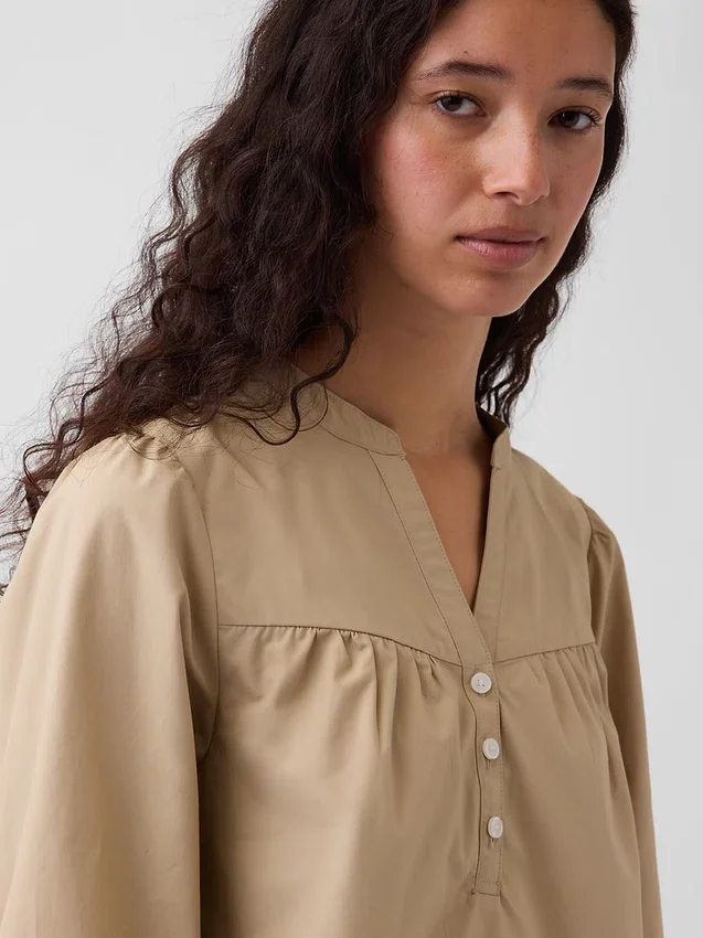 Blusa de popelín sin botones