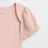 Body de manga abullonada con tejido de canalé fino de la colección «Baby First Favorites»