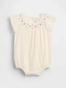 Body floral fruncido para bebé