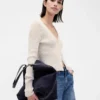 Bolso tipo cubo de ante vegano