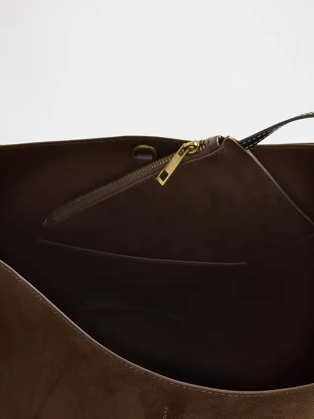 Bolso tipo cubo de ante vegano