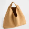 Bolso tote holgado de ante vegano