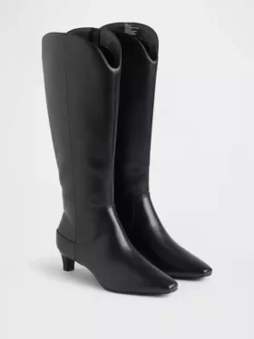Botas altas hasta la rodilla con tacón bajo y punta afilada