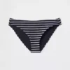 Braguita de bikini clásica de las partes de abajo