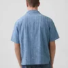 Camisa de vacaciones de denim con tejido dobby
