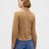 Camisa entallada de ante vegano