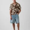 Camisa holgada con cuello camp