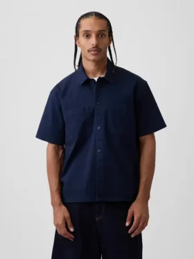 Camisa utilitaria de corte holgado y bajo recto