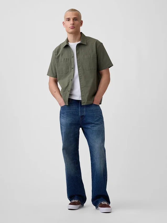 Camisa utilitaria de corte holgado y bajo recto
