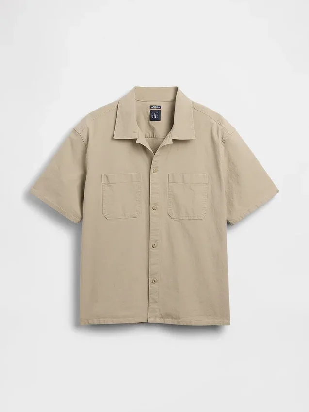 Camisa utilitaria de corte holgado y bajo recto