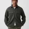 Camisa utilitaria de denim ultrasuave de corte holgado