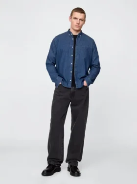 Camisa vaquera con bolsillos