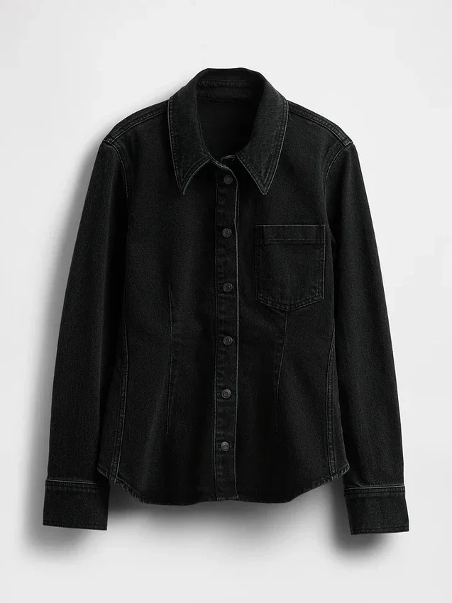Camisa vaquera con costuras ajustadas