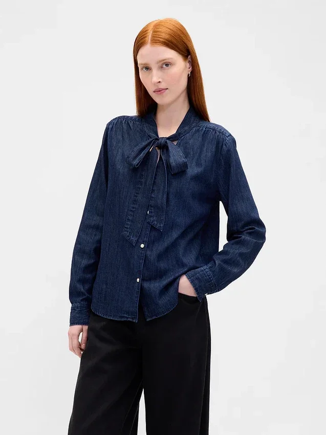 Camisa vaquera con lazo al cuello