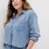 Camisa vaquera corta
