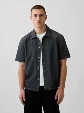 Camisa vaquera de corte holgado