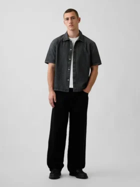 Camisa vaquera de corte holgado