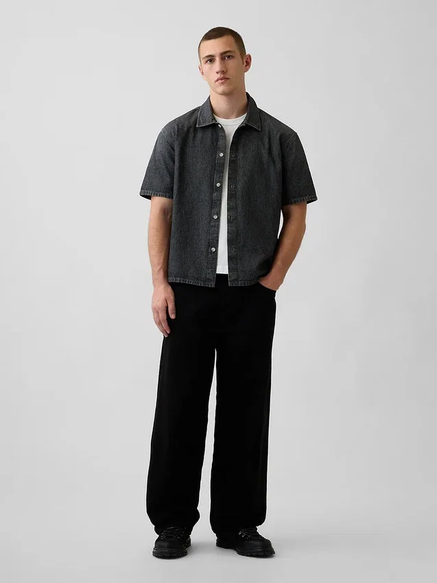 Camisa vaquera de corte holgado
