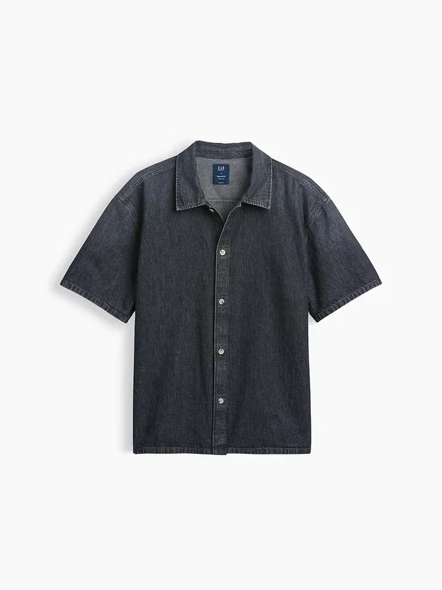 Camisa vaquera de corte holgado