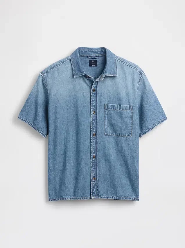 Camisa vaquera de corte holgado