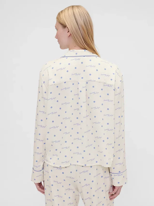 Camisas de pijama de franela holgada con lunares de GAP × Summer Fridays