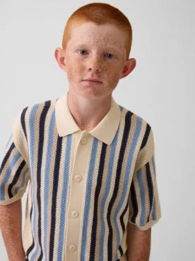 Camisas de rayas de ganchillo para niño