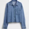 Camisas oversize de denim ultrasuave con bajo recto y corte corto