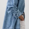 Camisas oversize de vaquero ultrasuaves con mangas fruncidas