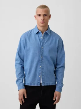 Camisas vaqueras de corte holgado y bajo recto