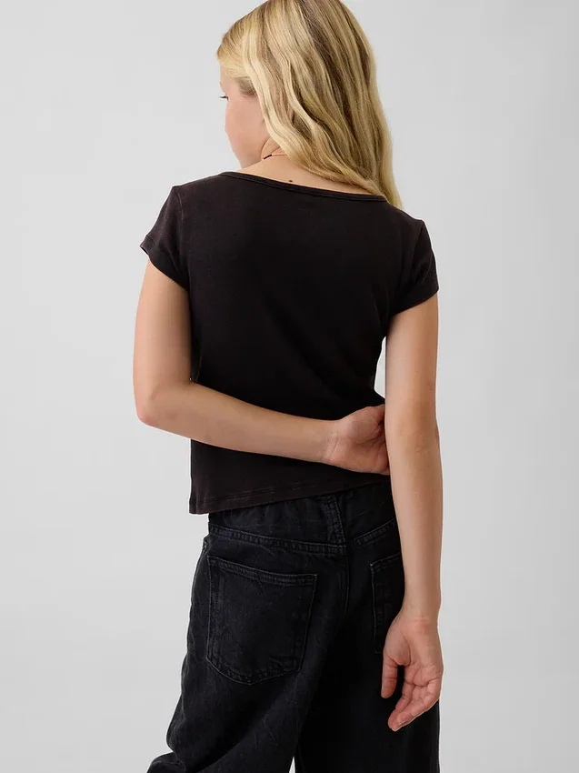 Camiseta ajustada de manga corta para niño