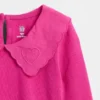 Camiseta con cuello en forma de corazón para bebés y niños