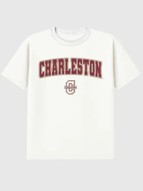 Camiseta con el Arch Logo de la Universidad de Charleston como gráfico secundario