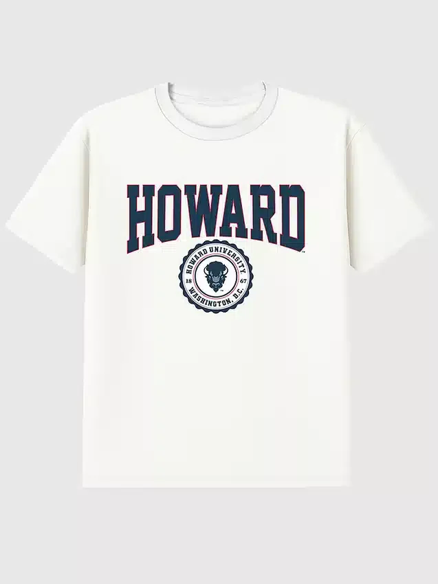 Camiseta con el escudo universitario de la Universidad de Howard en diseño gráfico oscuro