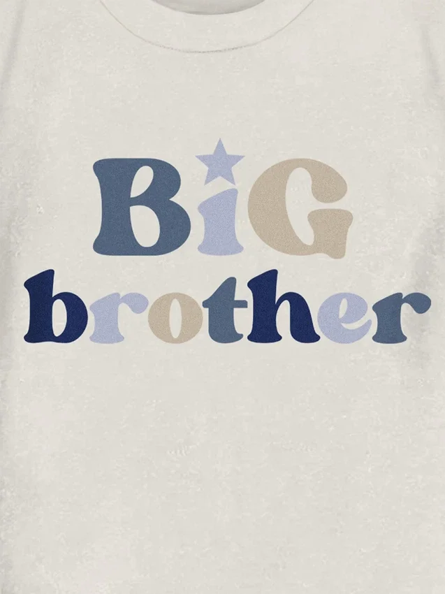 Camiseta con estampado «Big Brother» para niños pequeños