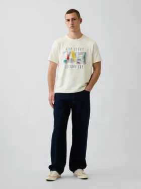 Camiseta con estampado de Gap Sport, de tejido grueso
