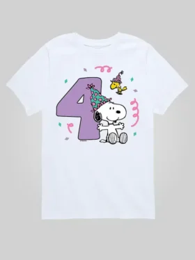 Camiseta con estampado de «Peanuts» para niños pequeños, 4.º cumpleaños, pantalón corto