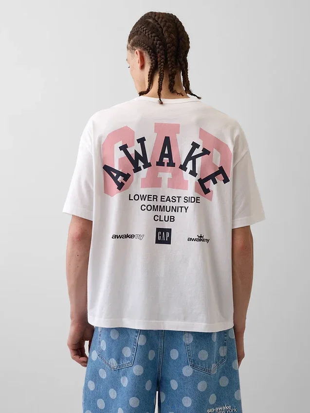 Camiseta con logotipo de corte holgado GAP × Awake Ny