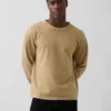 Camiseta corta de tejido grueso