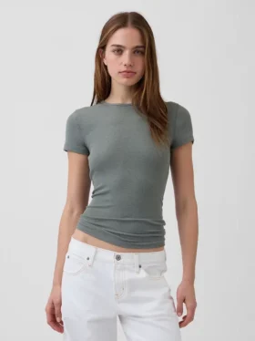 Camiseta de canalé moderna