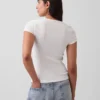 Camiseta de canalé moderna