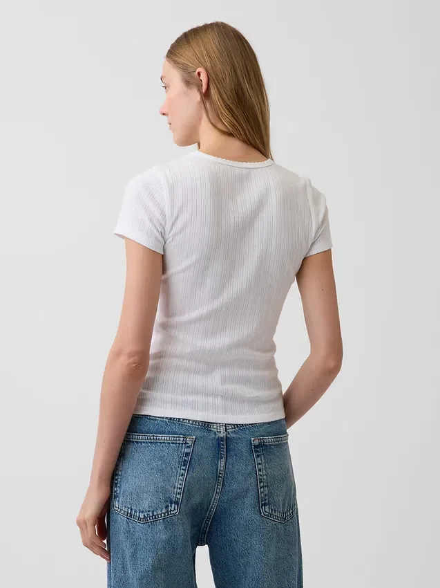 Camiseta de cuello redondo con punto pointelle